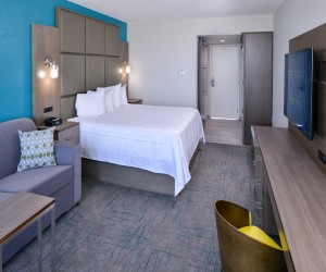 Cabana Shores Hotel - Comtemporary styled beach front rooms